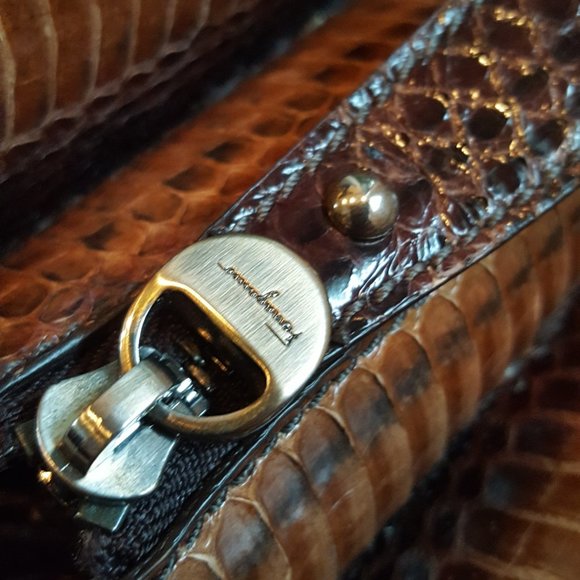 Gorgeous Salvatore Ferragamo Python Bag - Picture 4 of 8